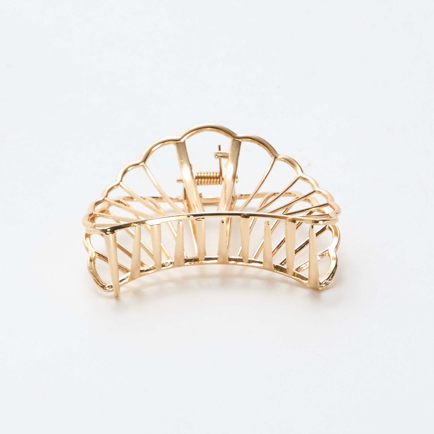 Pinza grande con forma de concha AMARILLO