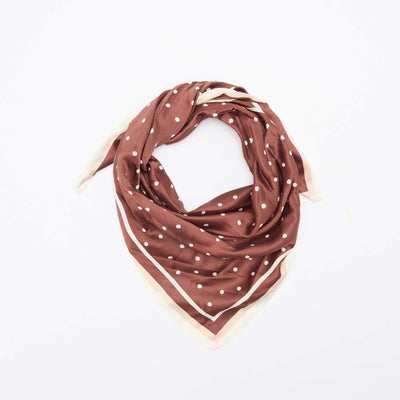 Pañuelo de raso fantasía (65x65 cm) MARRON
