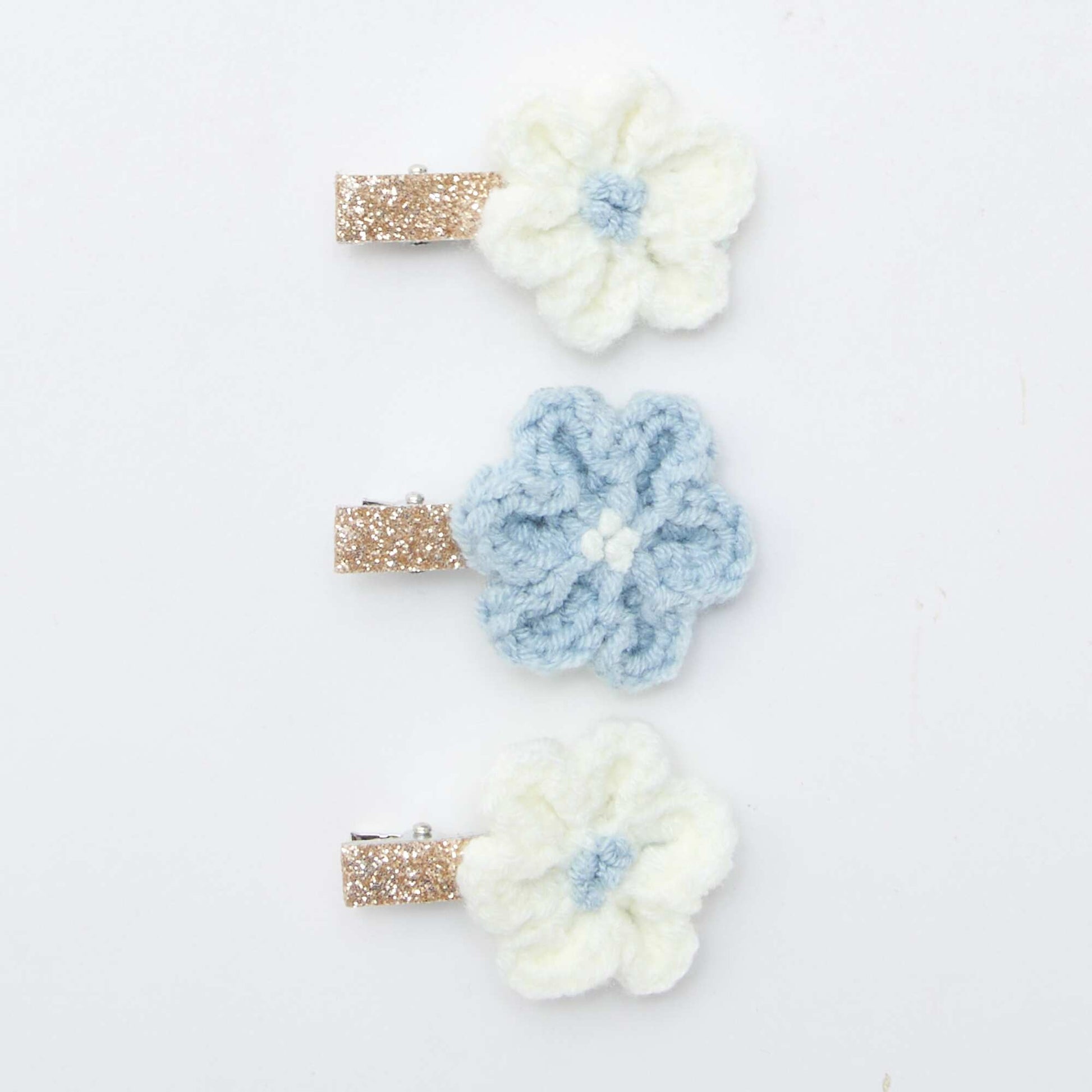 Pack de 3 pinzas de cocodrilo en macramé AZUL
