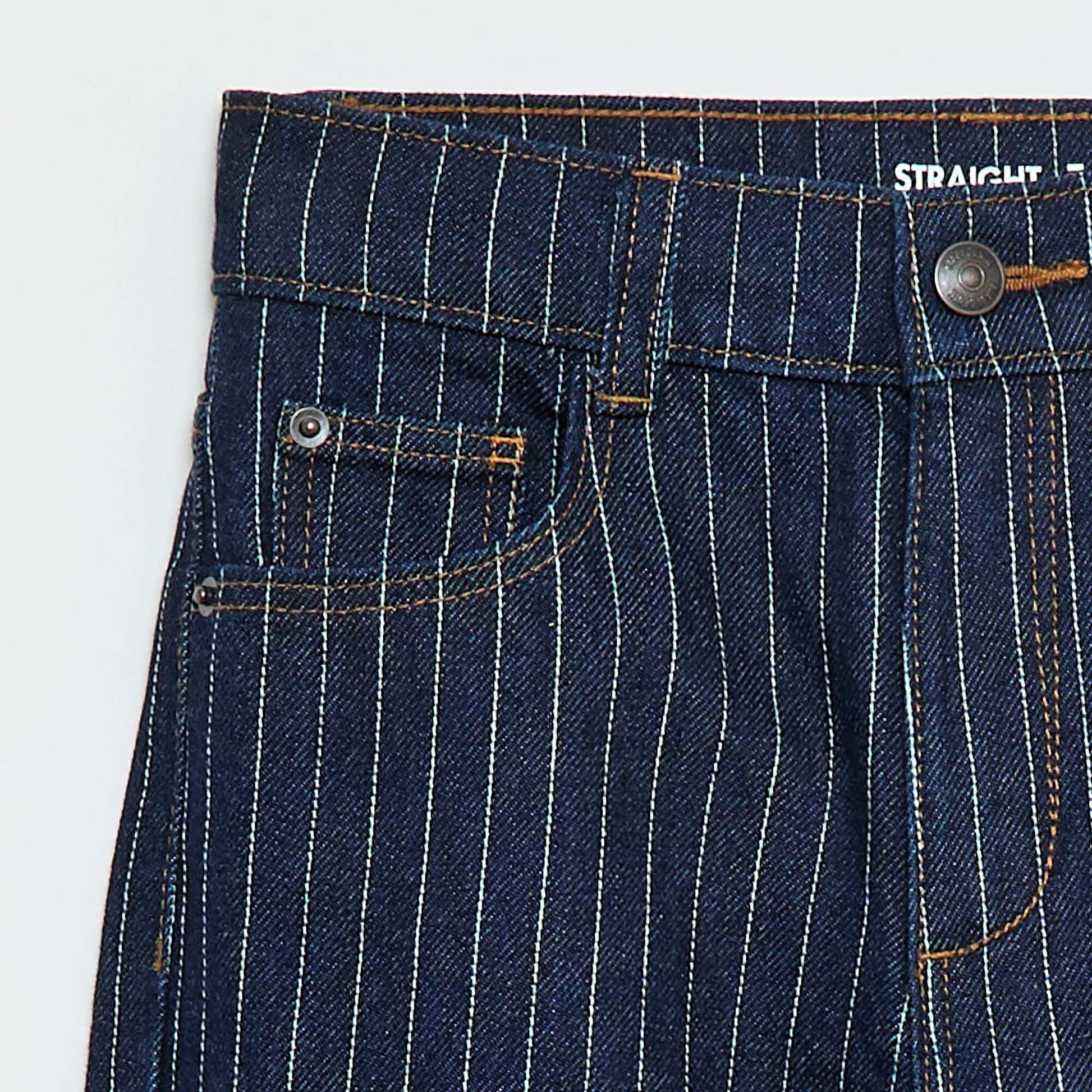Pantalón recto jean con estampado AZUL