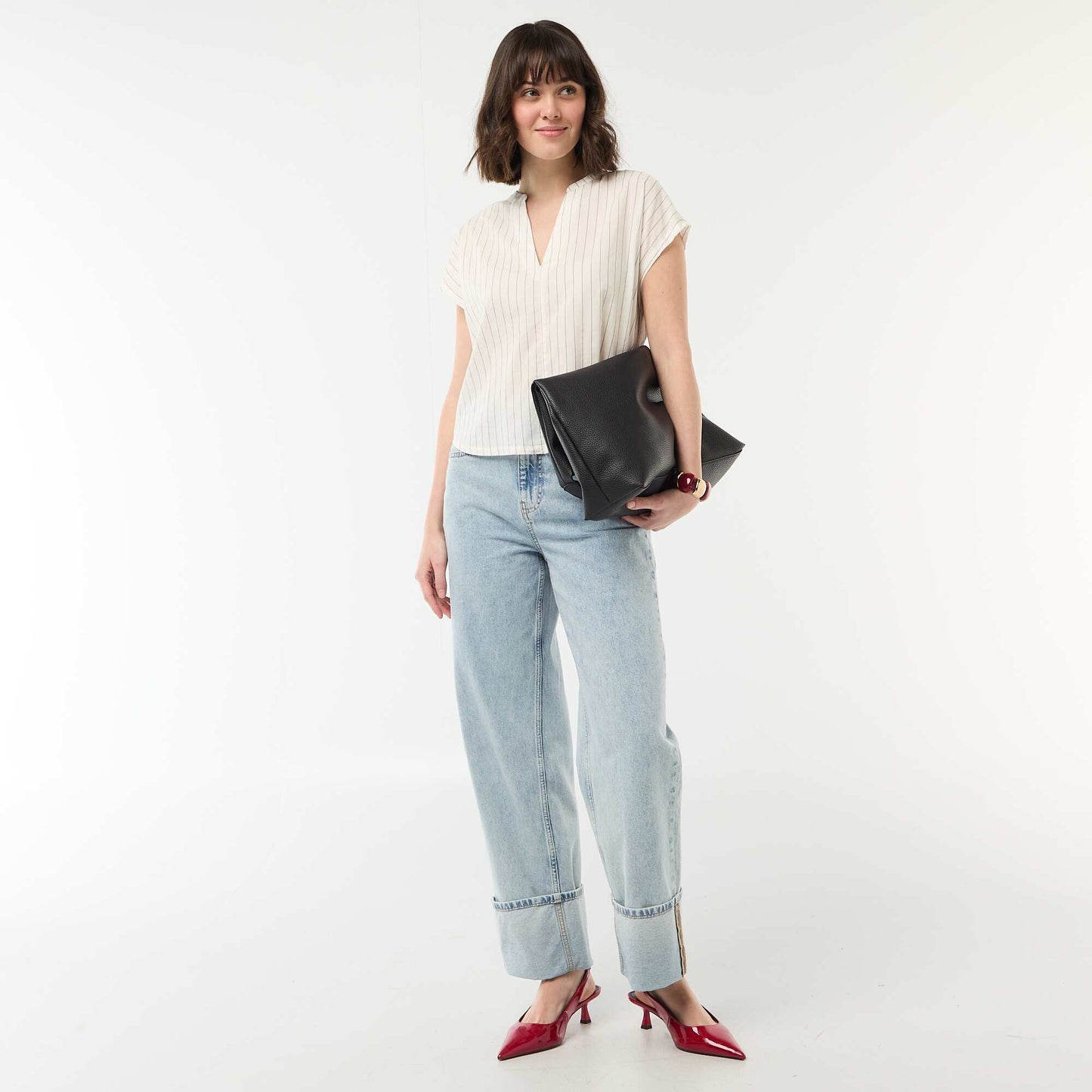 Blusa de manga corta con cuello en pico BLANCO