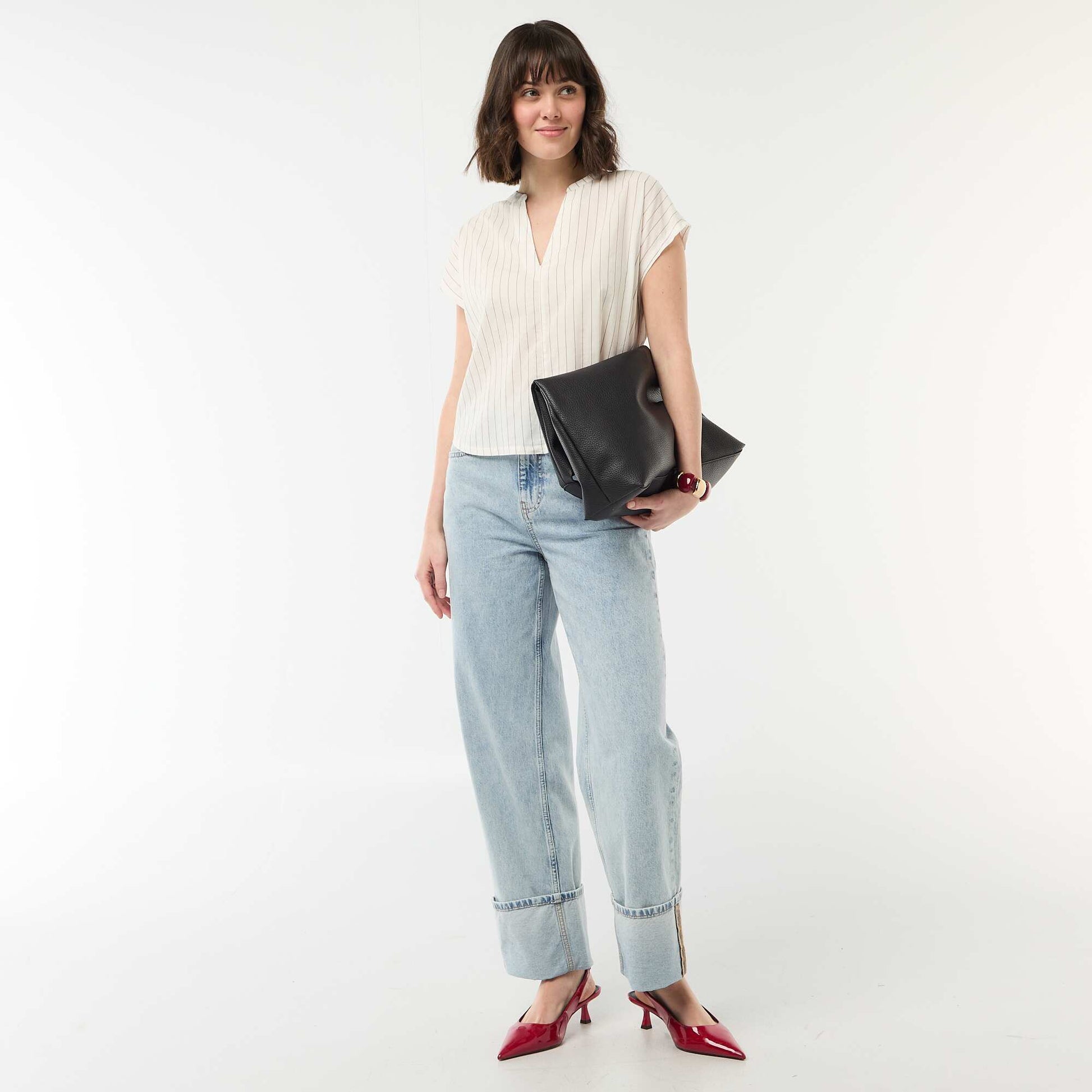 Blusa de manga corta con cuello en pico BLANCO