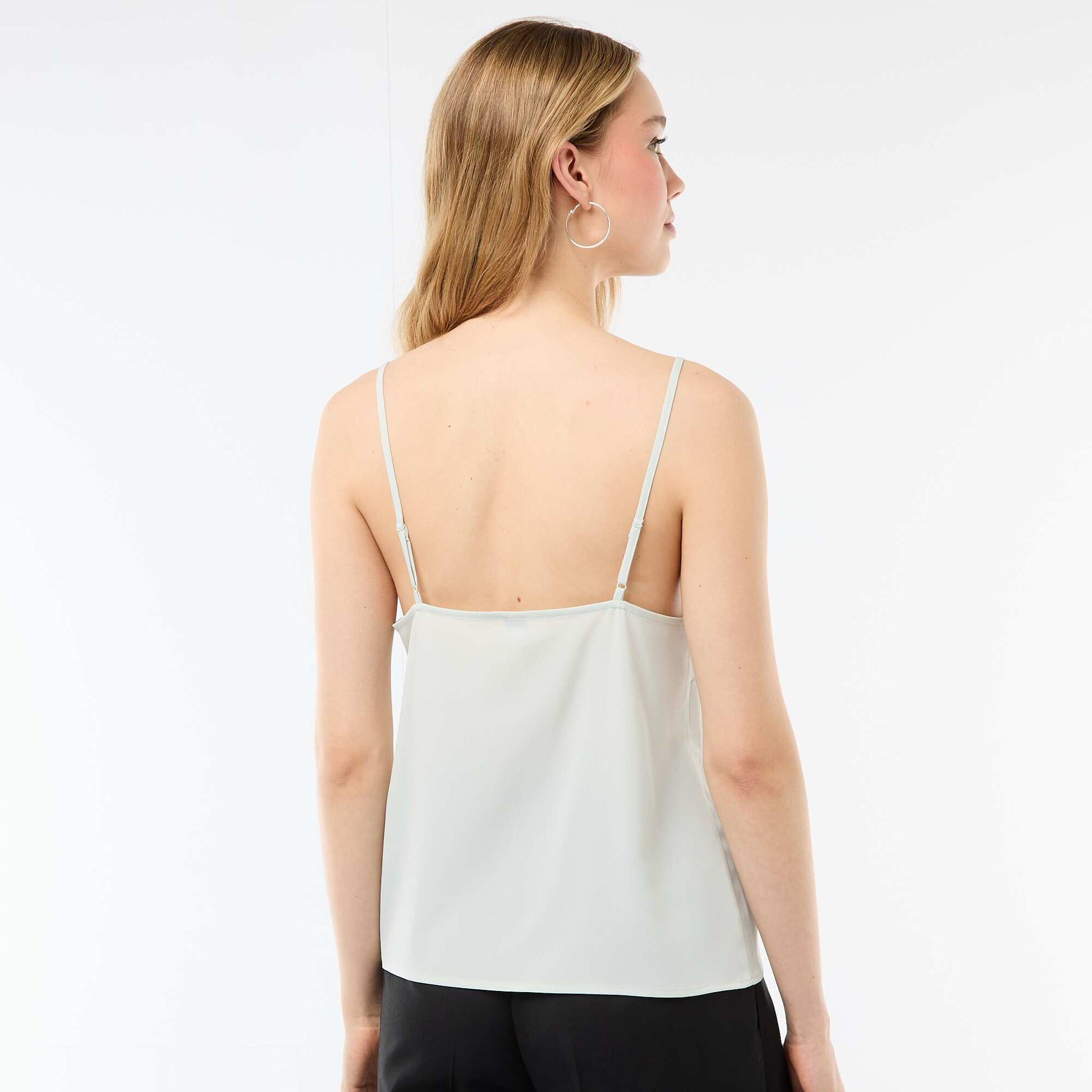 Camiseta de tirantes con tirantes finos ajustables y cuello de encaje AZUL