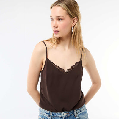 Camiseta de tirantes con tirantes finos ajustables y cuello de encaje MARRON