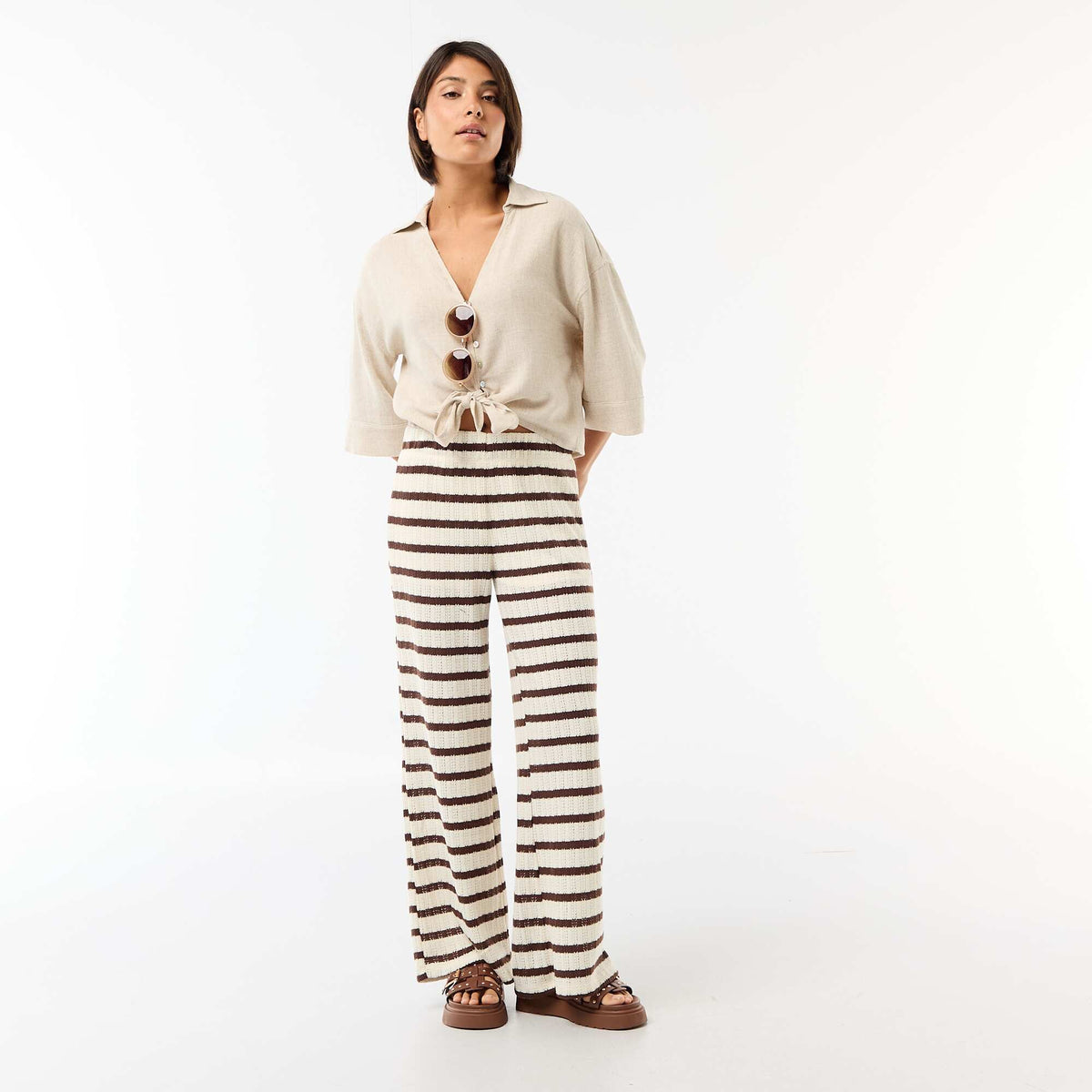 Camisa corta oversize anudada BEIGE