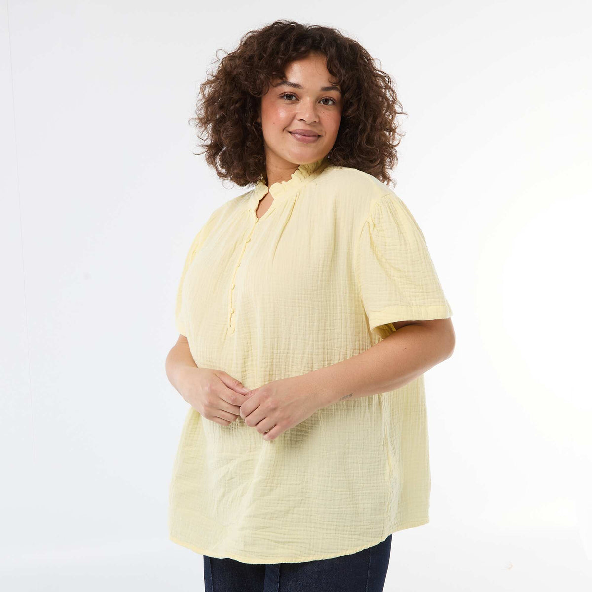 Blusa de gasa de algodón con cuello fruncido AMARILLO