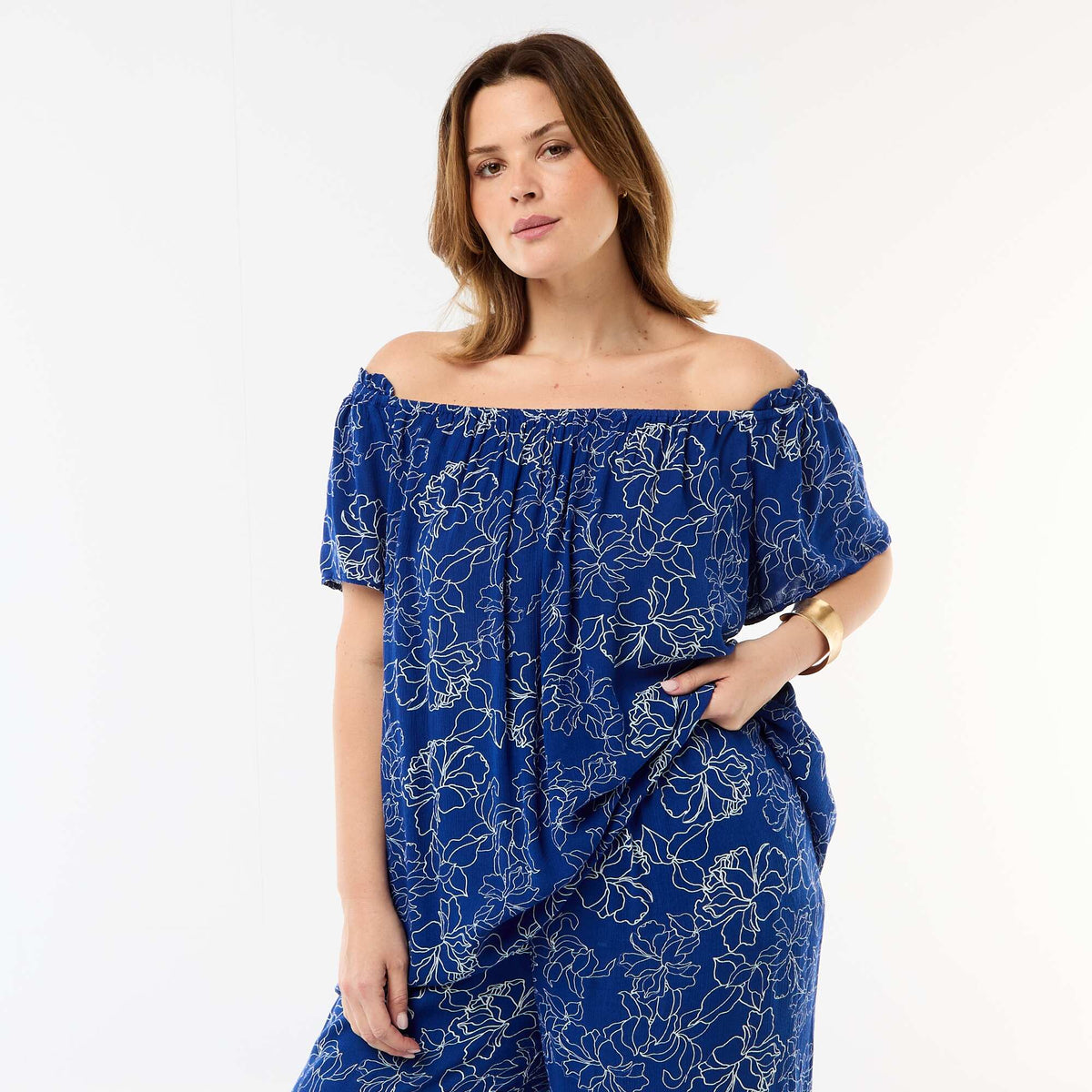 Blusa fluida crepé de manga corta AZUL