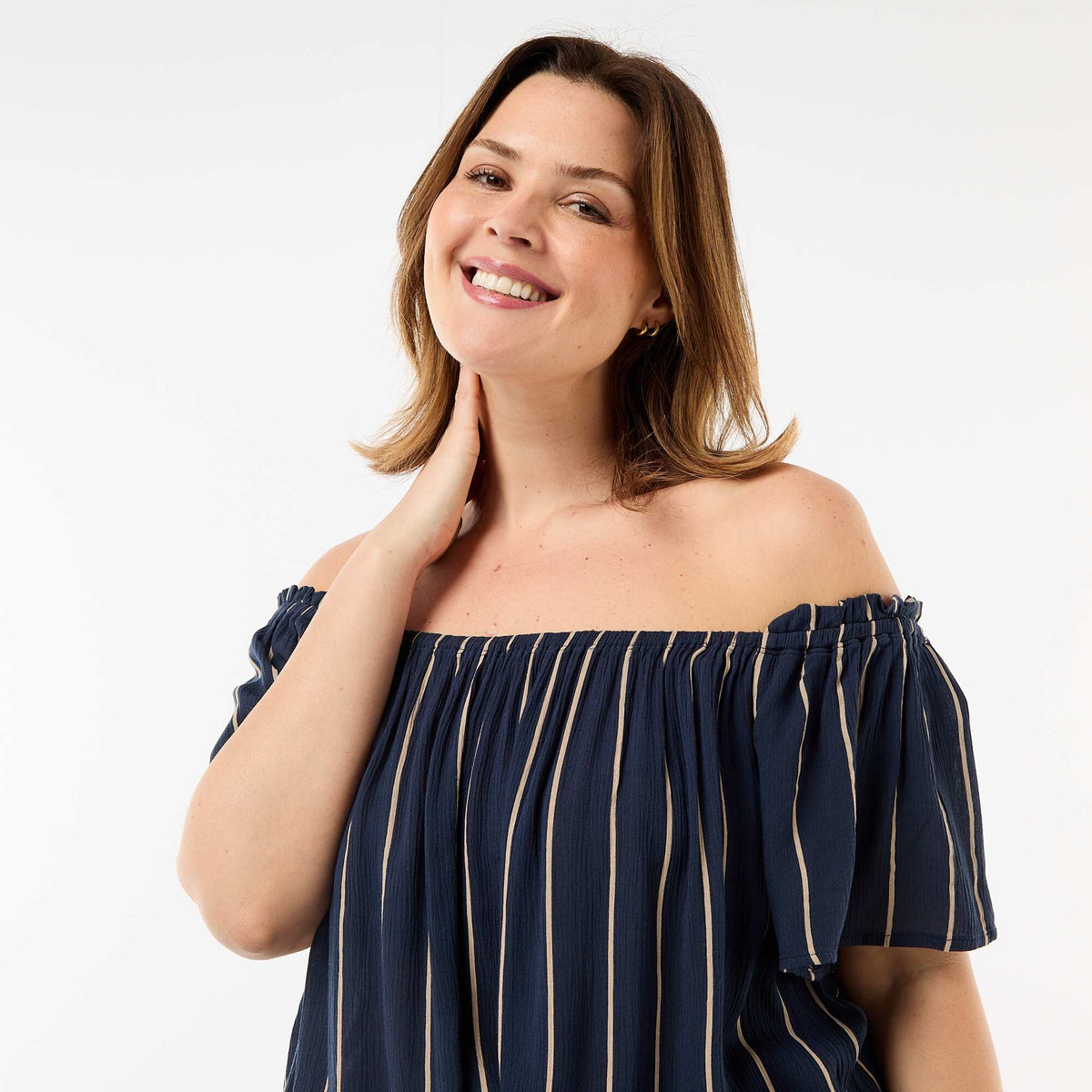 Blusa fluida crepé de manga corta AZUL