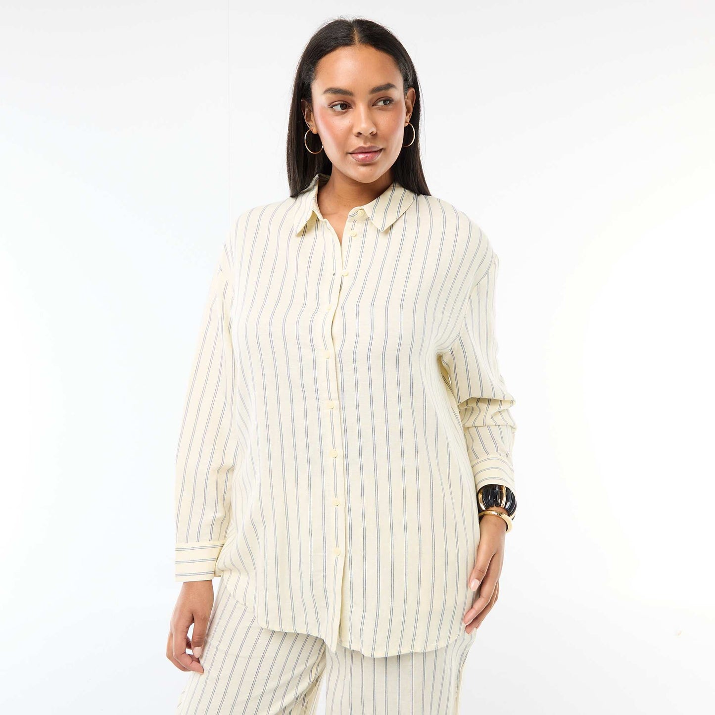 Blusa fluida de manga larga AMARILLO