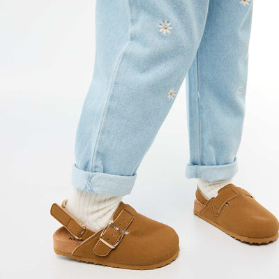 Zuecos de antelina con velcro MARRON