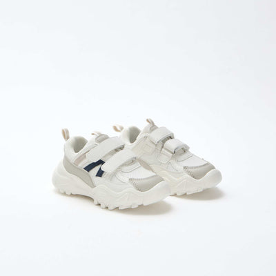 Zapatillas con suela gruesa GRIS