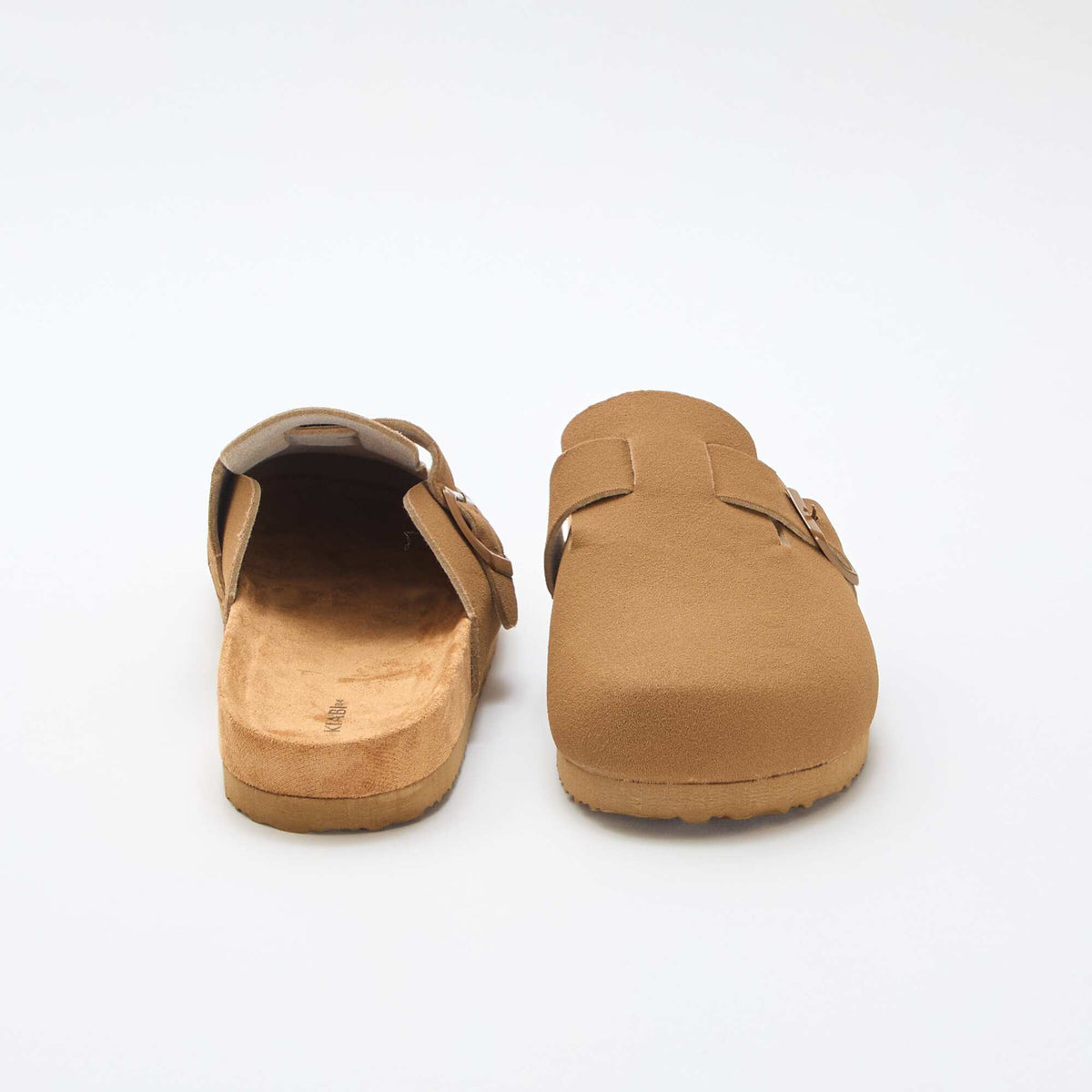 Zuecos mules efecto ante MARRON