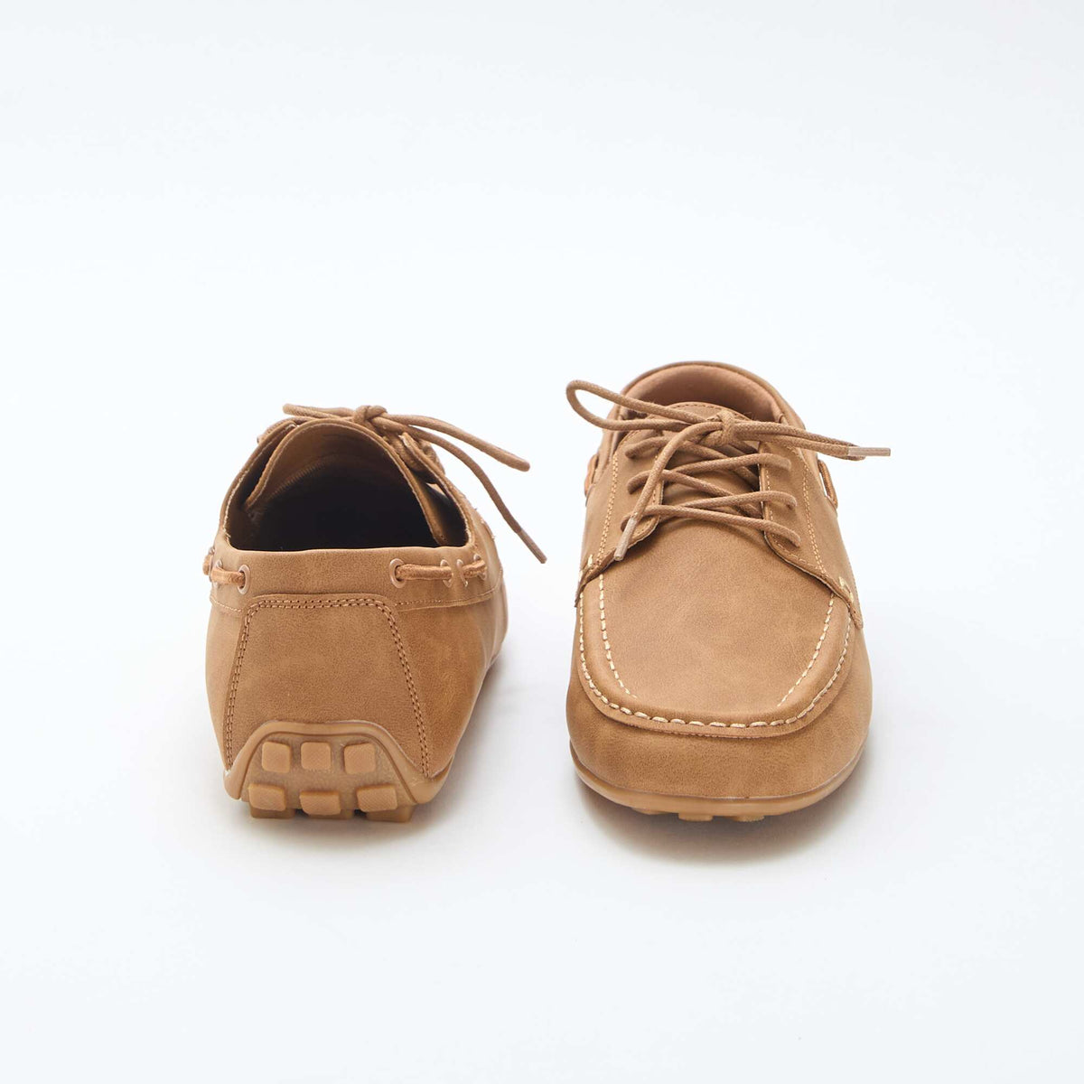 Par de mocasines náuticos lisos MARRON
