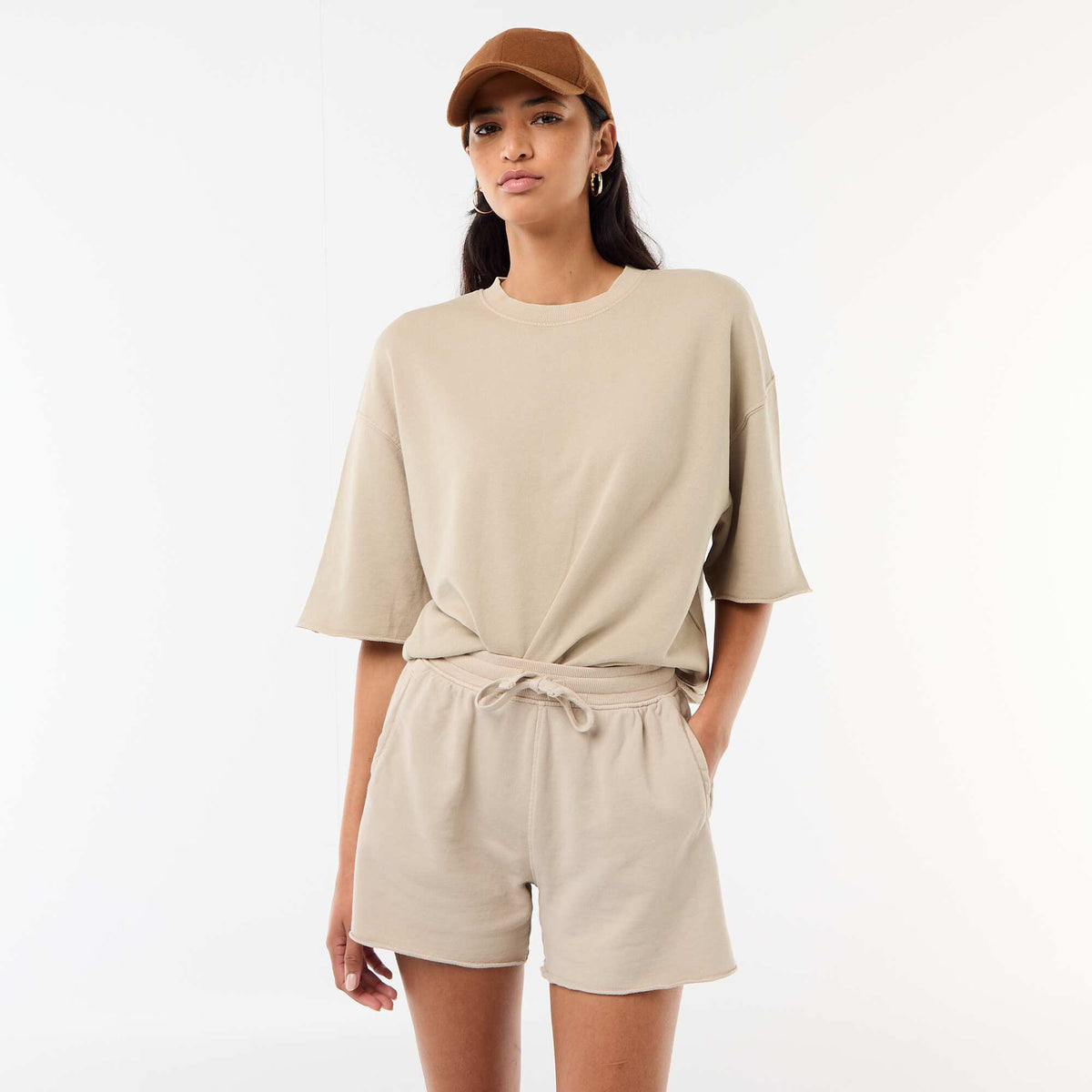 Pantalón corto de felpa liso BEIGE
