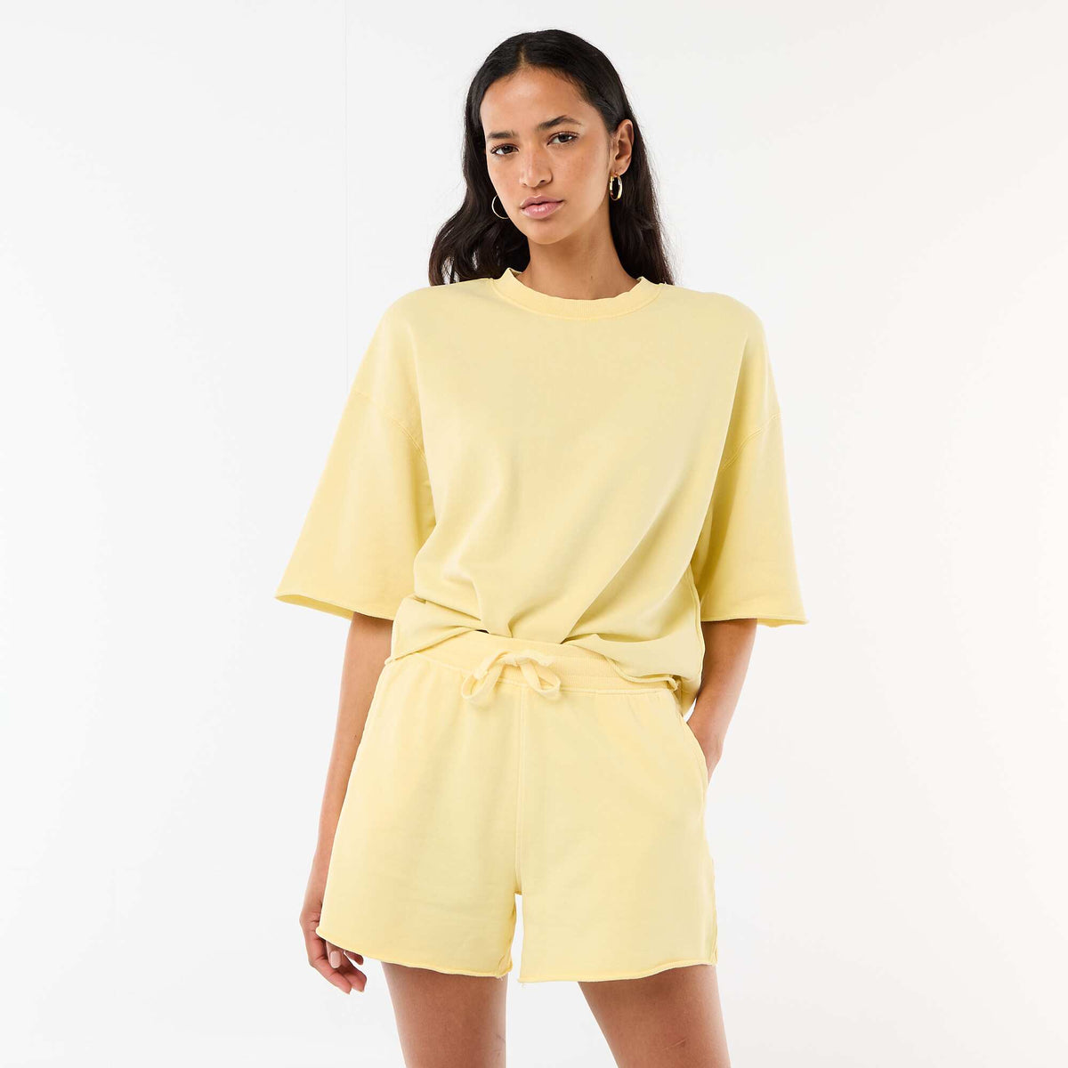 Pantalón corto de felpa liso AMARILLO