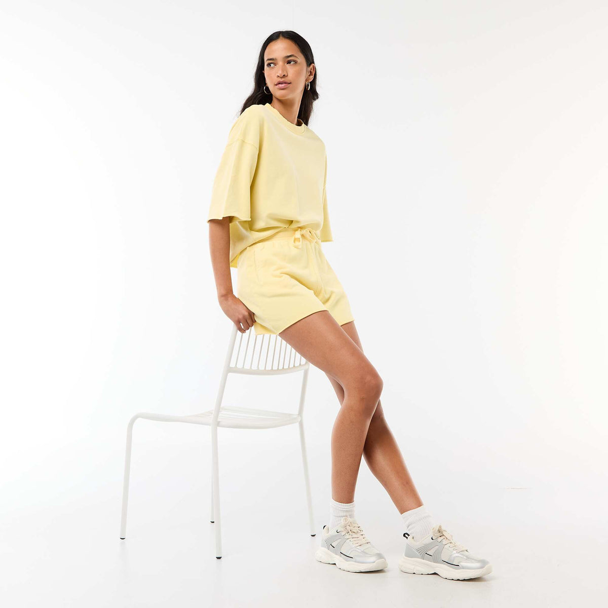 Pantalón corto de felpa liso AMARILLO