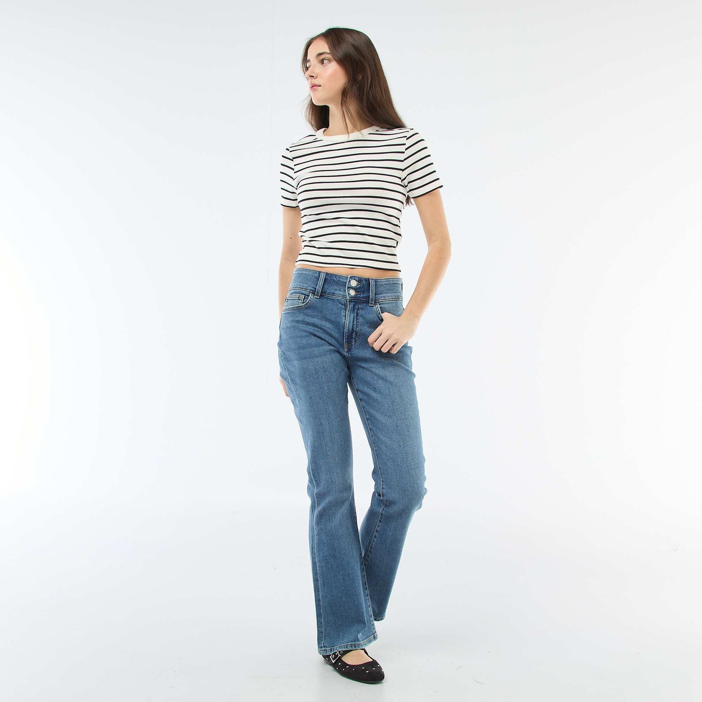Jean bootcut de tiro bajo AZUL