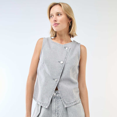 Chaleco sin mangas jean GRIS