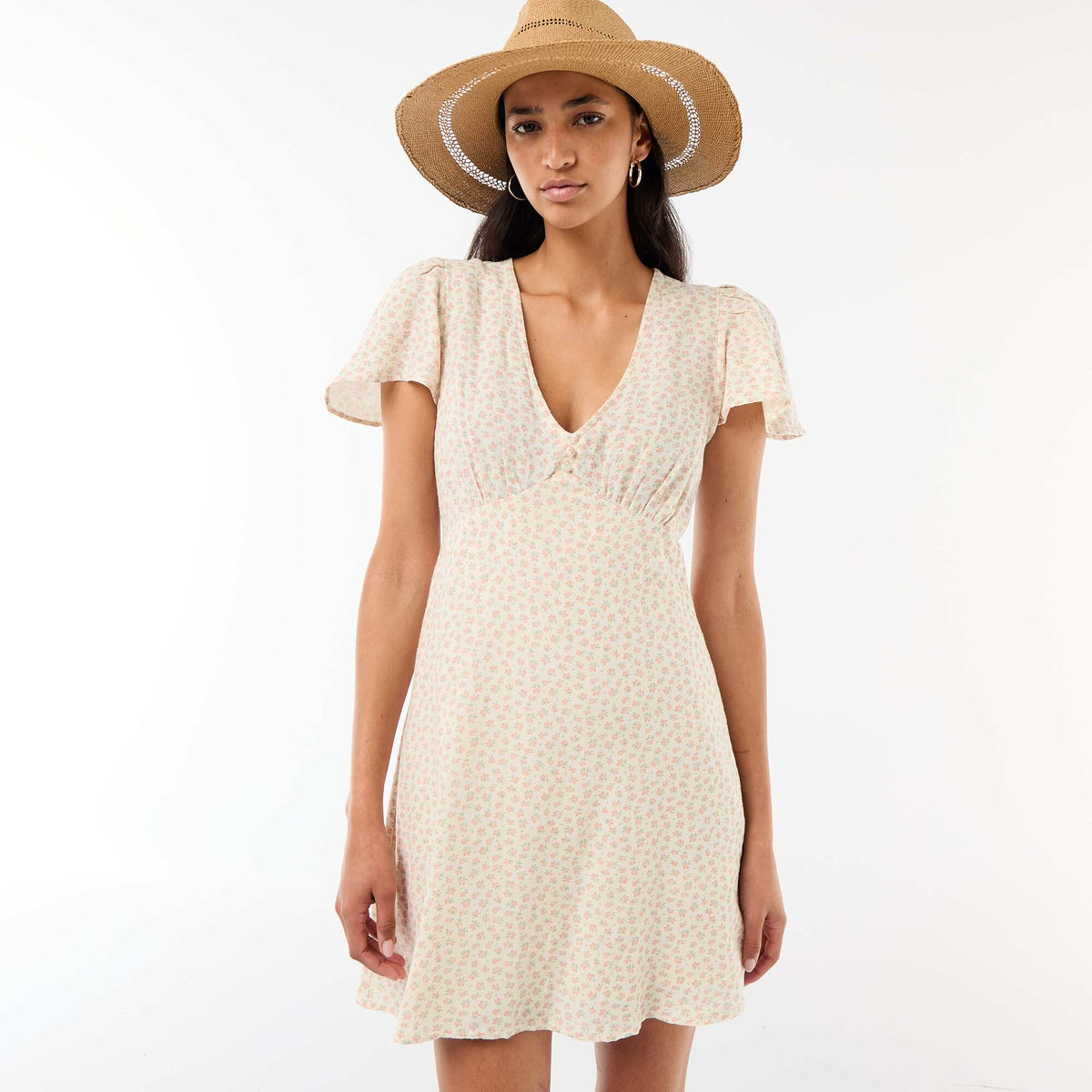 Vestido corto de manga mariposa en algodón y lino BLANCO