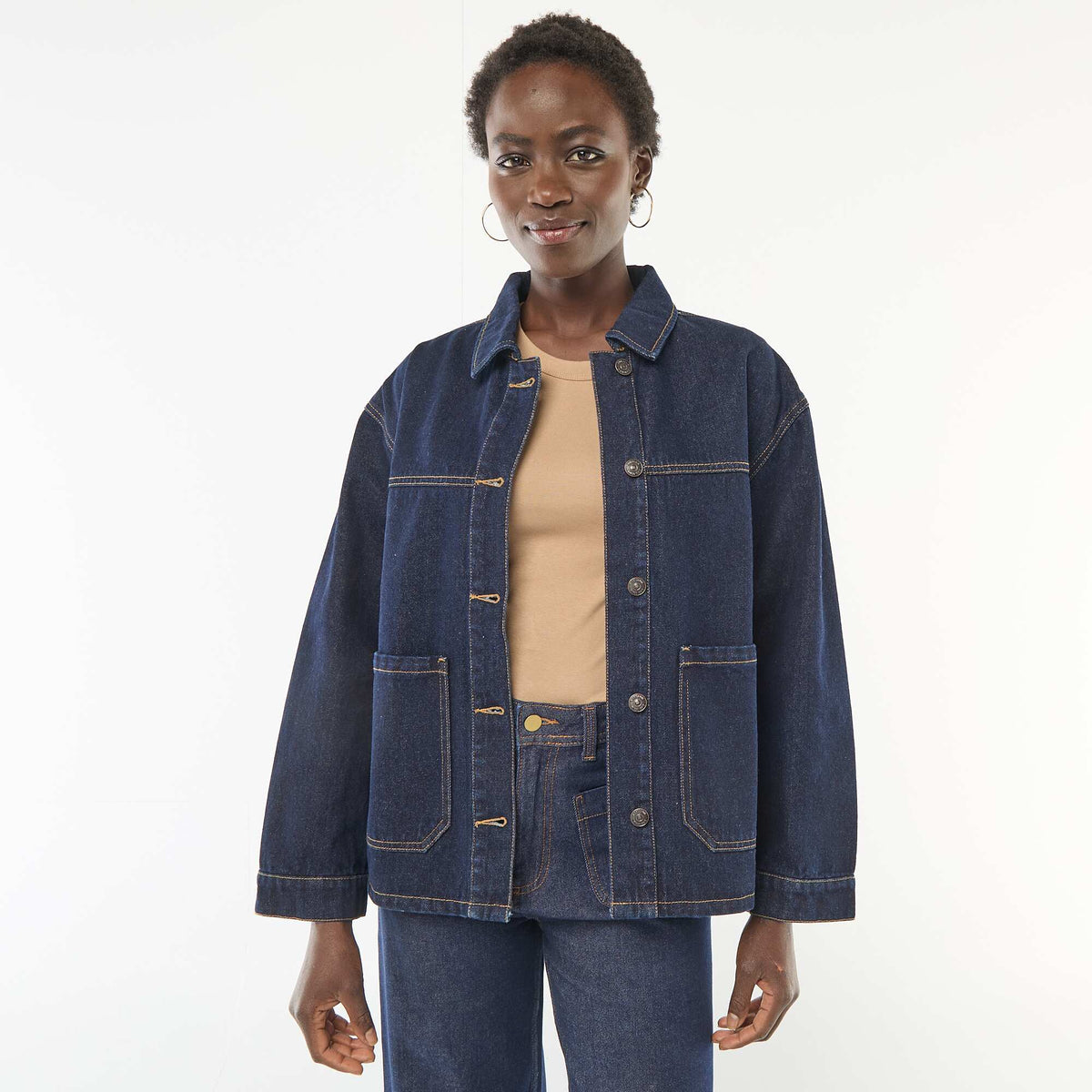 Campera vaquera con bolsillos de parche AZUL