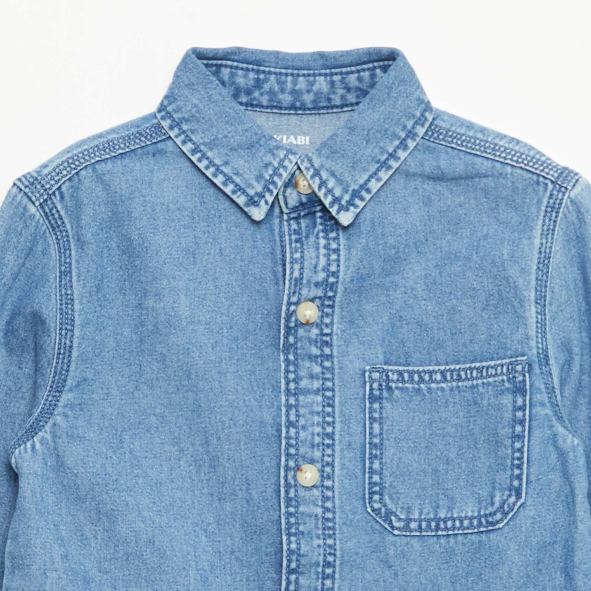 Camisa vaquera con bolsillo en el pecho AZUL