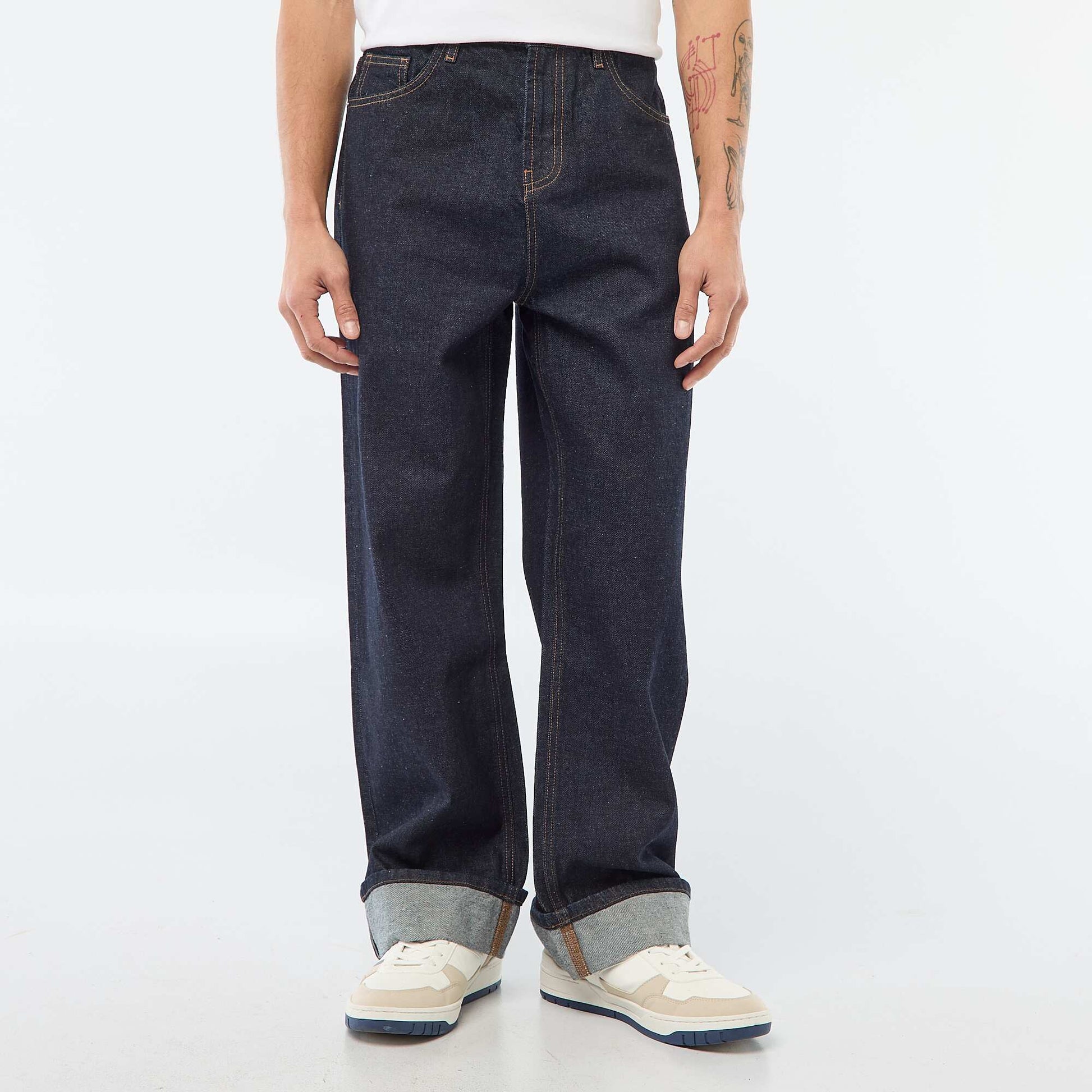 Jean regular con bajo vuelto - L32 AZUL