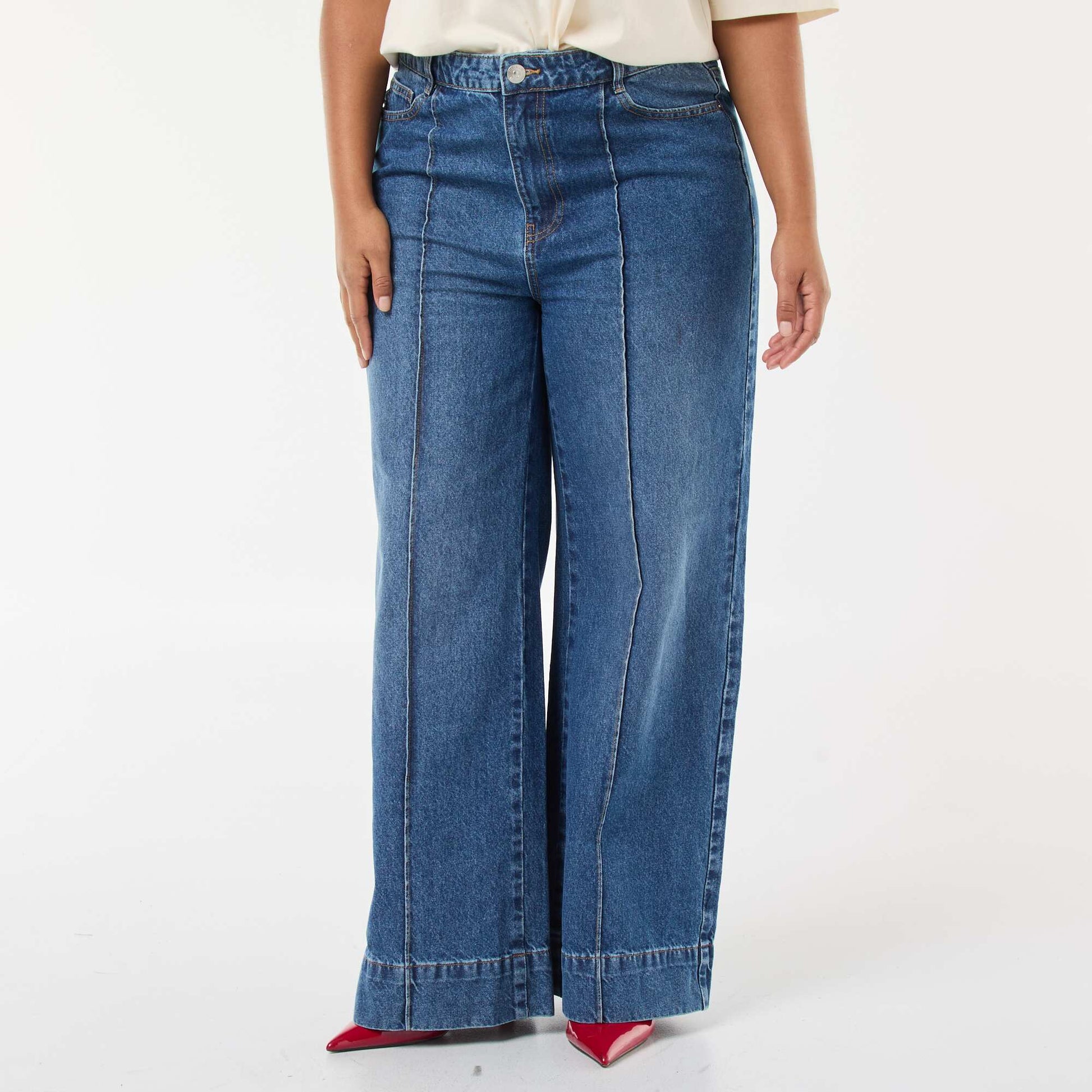 Jean wide leg de talle alto con pinzas delanteras AZUL