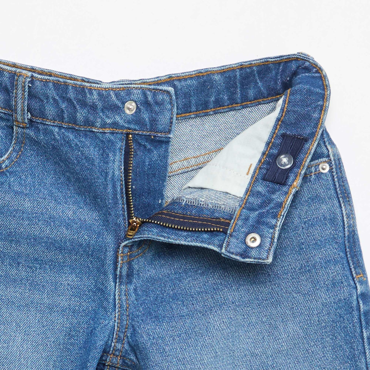 Jean bermuda slim fit elástico de algodón AZUL