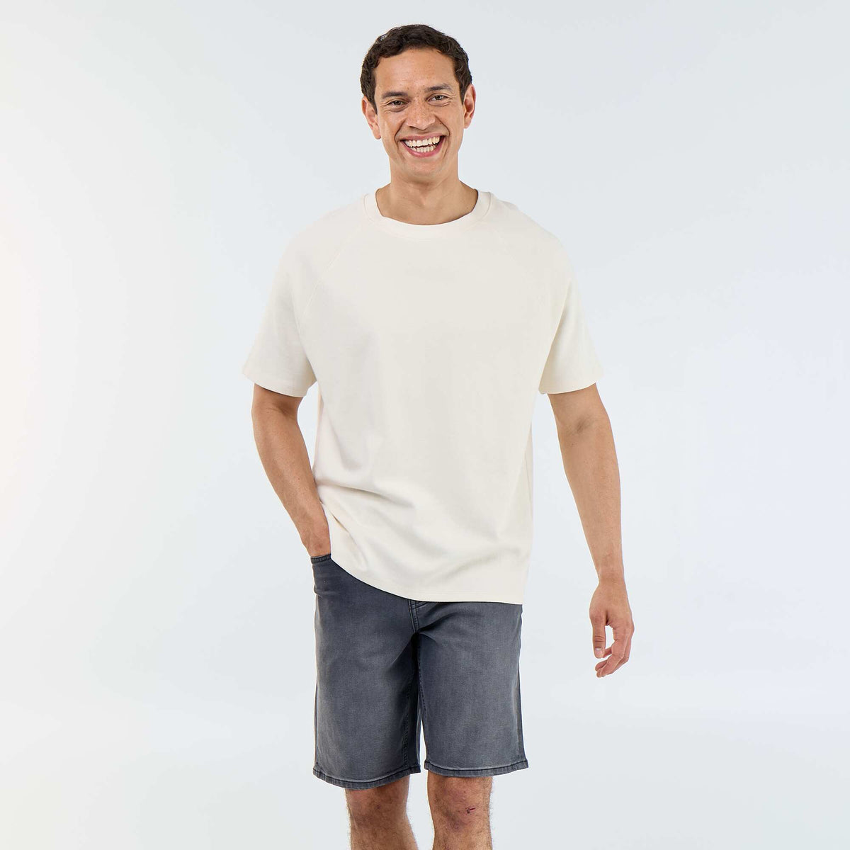Bermuda vaquera slim fit GRIS