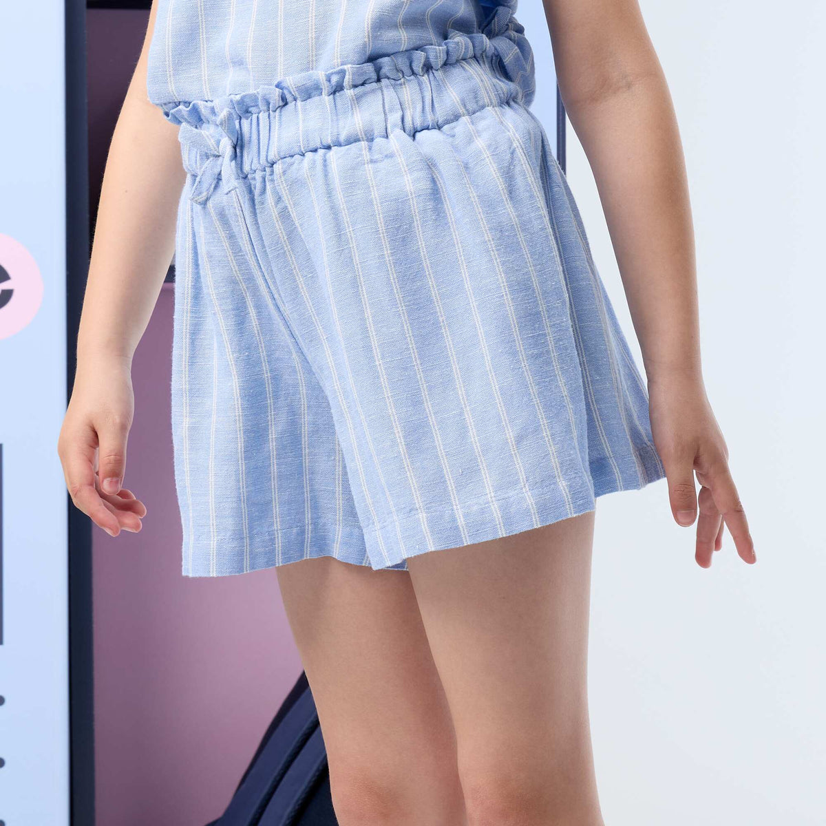 Pantalón corto liso con lazo de fantasía AZUL