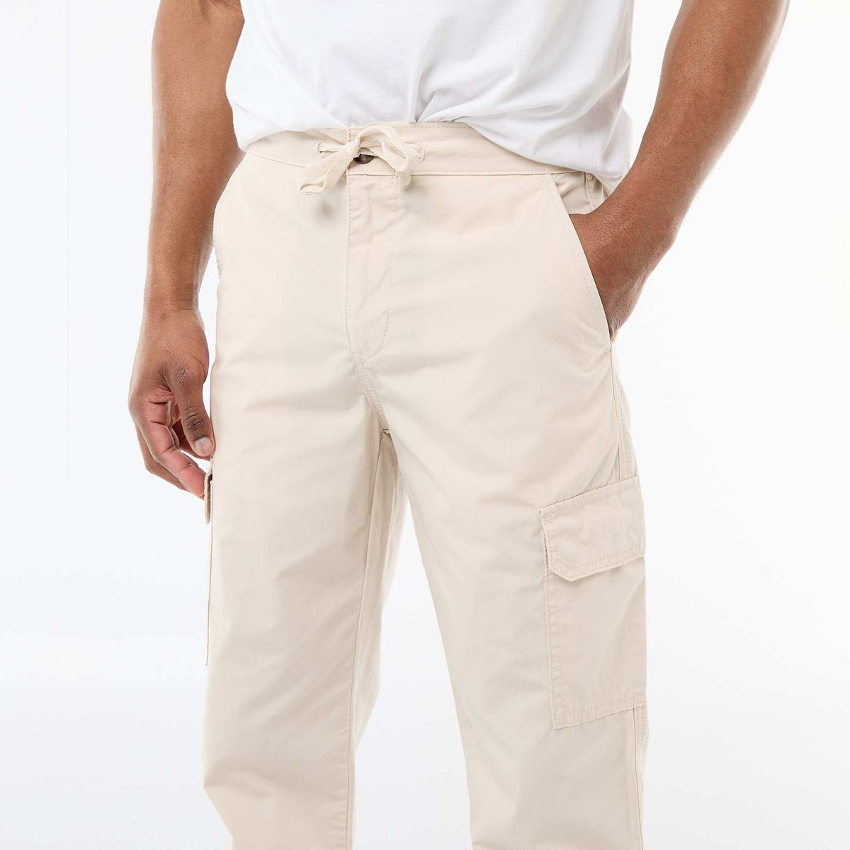 Pantalón multibolsillos regular fit GRIS