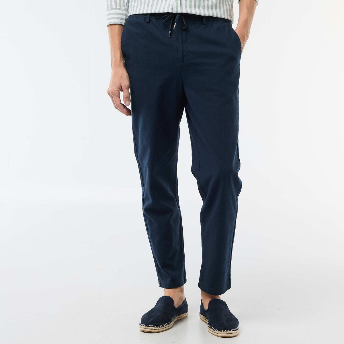 Pantalón chino regular de lino mezclado AZUL