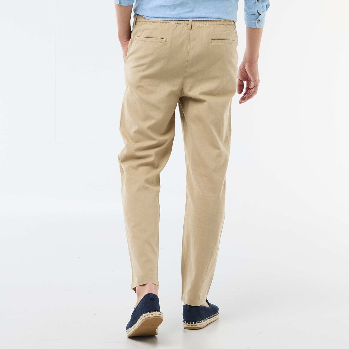 Pantalón chino regular de lino mezclado BEIGE