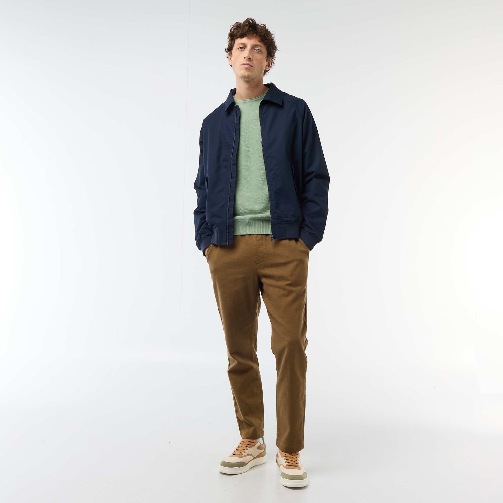 Pantalón recto con cintura elástica MARRON