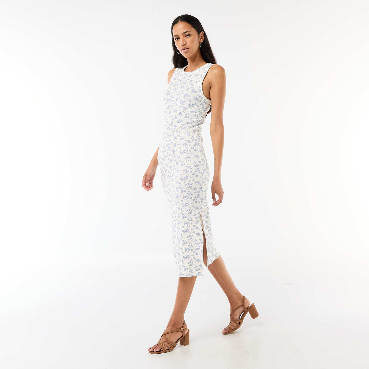 Vestido midi de canalé sin mangas BEIGE