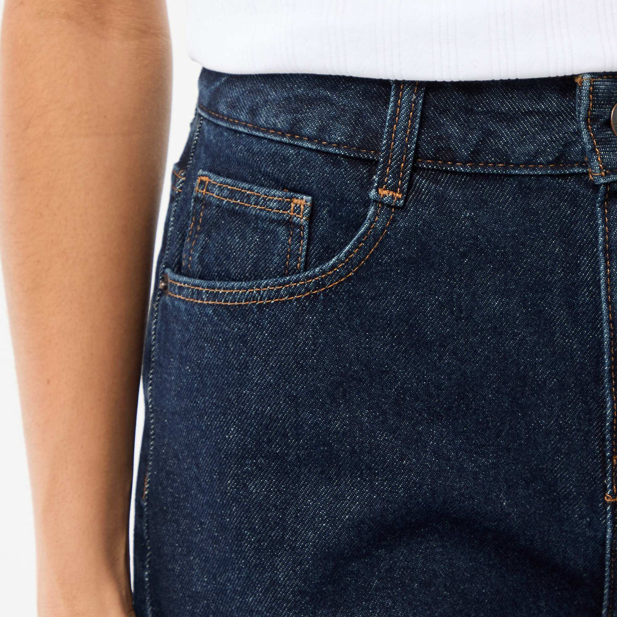 Pantalón corto jean de tiro alto AZUL