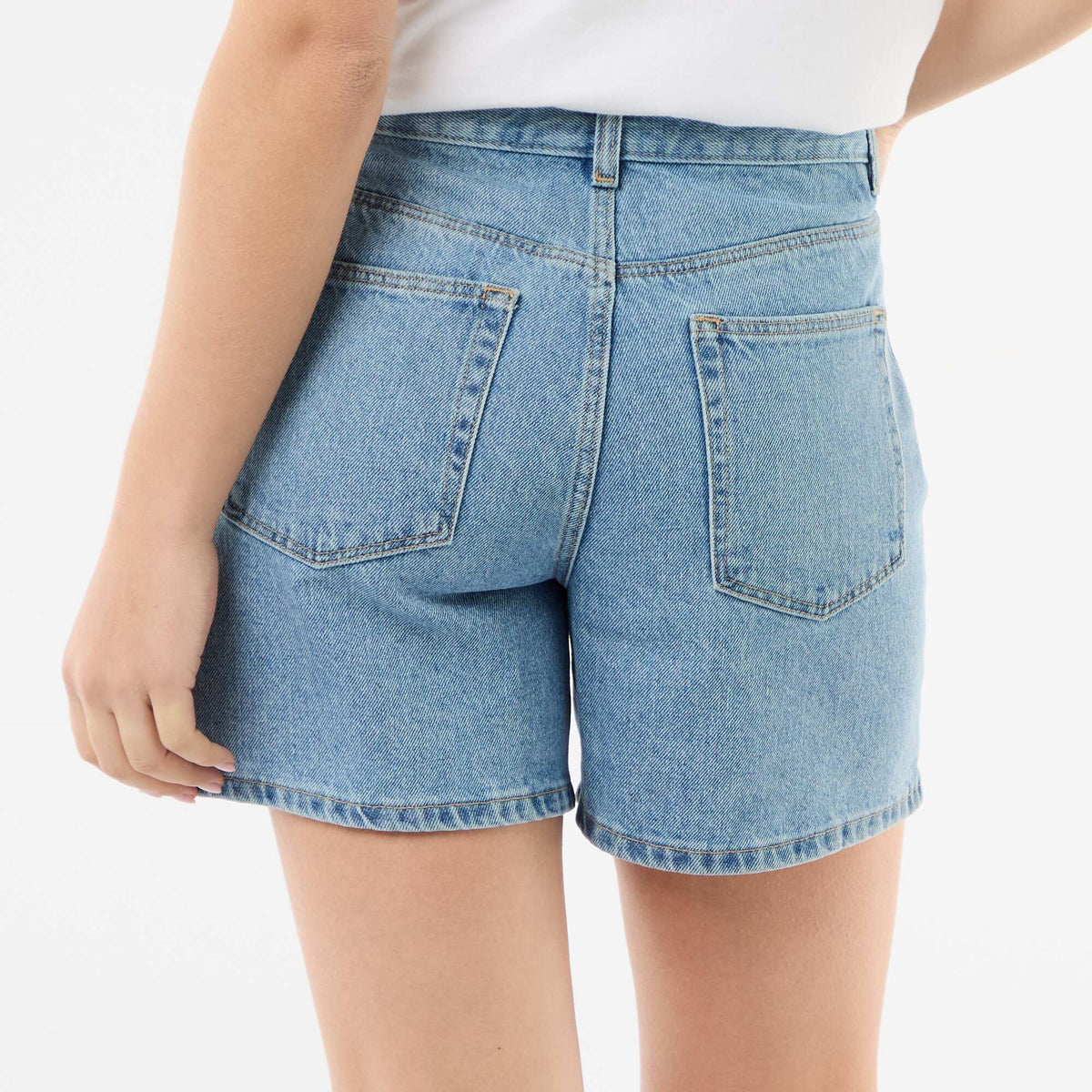 Pantalón corto jean de tiro alto AZUL