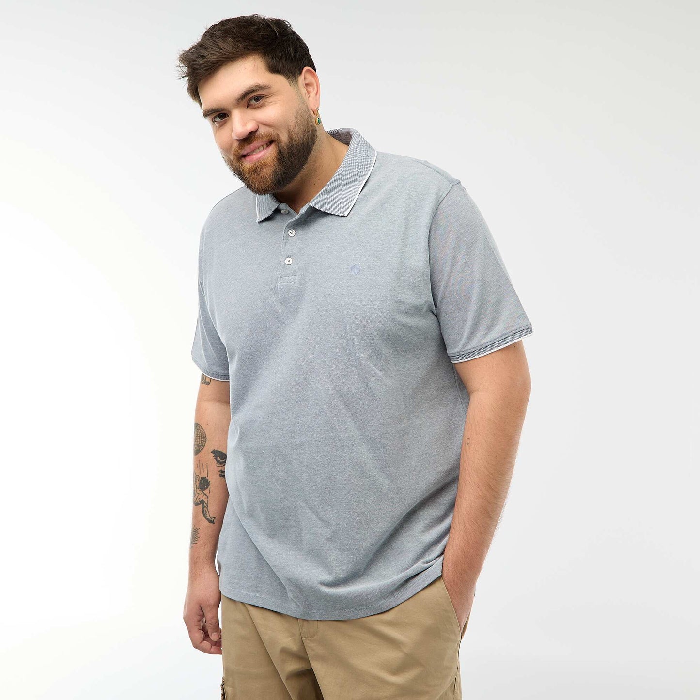 Remera corte regular AZUL