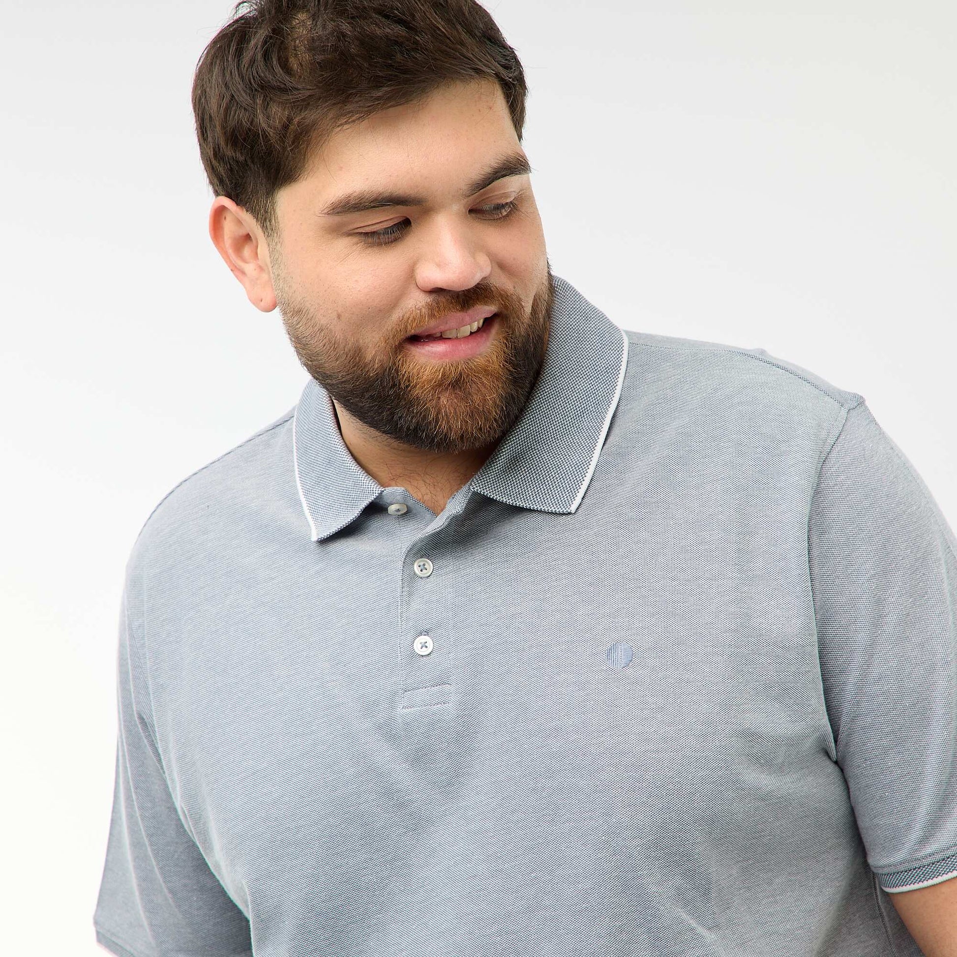Remera corte regular AZUL