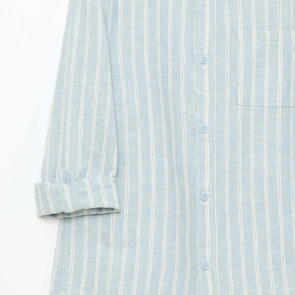 Camisa con bolsillo y mangas remangables AZUL