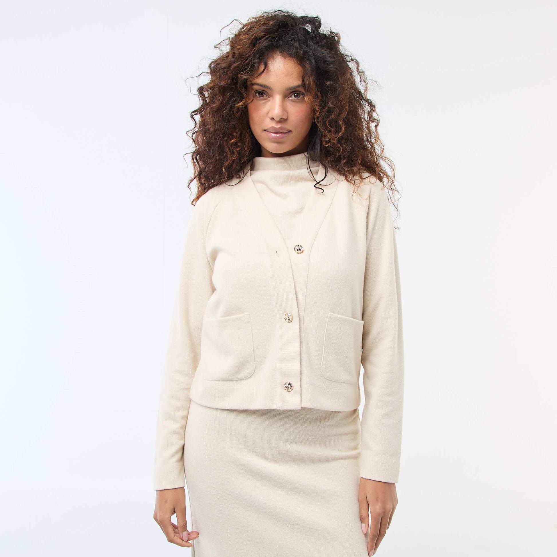 Chaleco con abertura abotonada dorada BEIGE