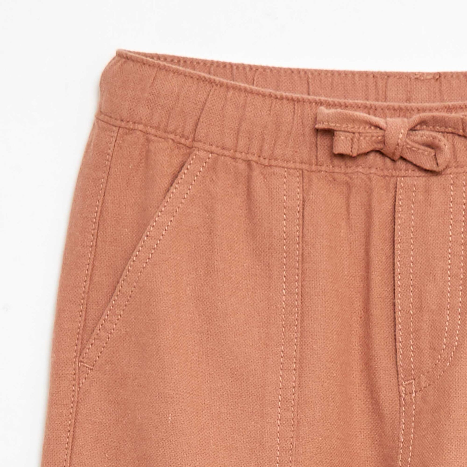 Pantalón de lino mezclado MARRON