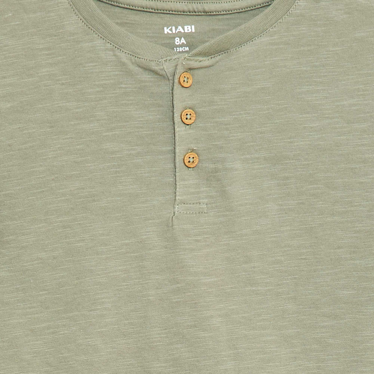 Camiseta con cuello tunecino VERDE