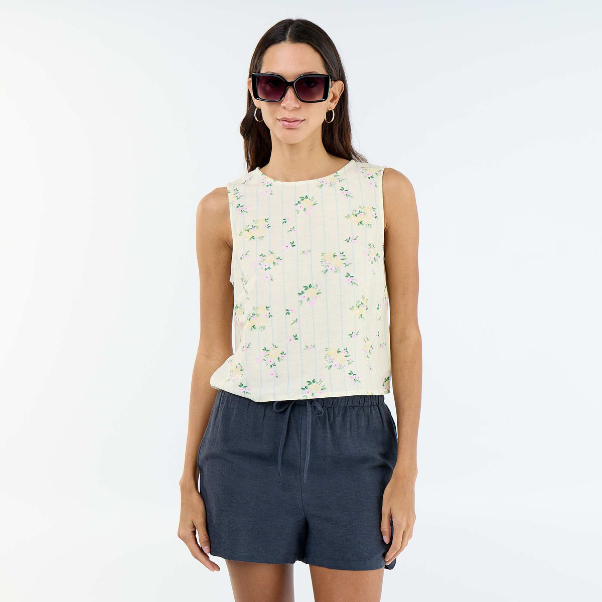 Pantalón corto de lino mezclado AZUL