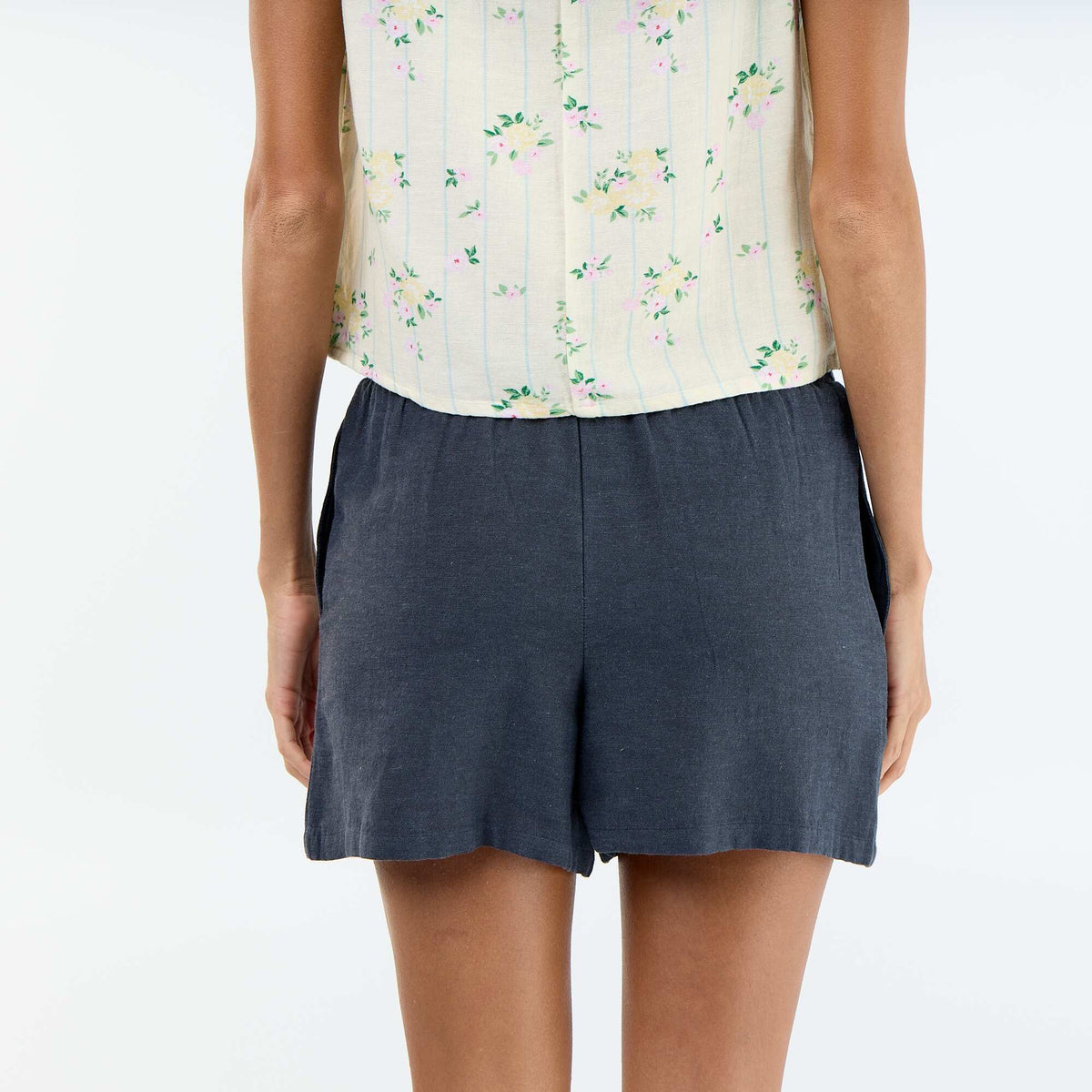 Pantalón corto de lino mezclado AZUL