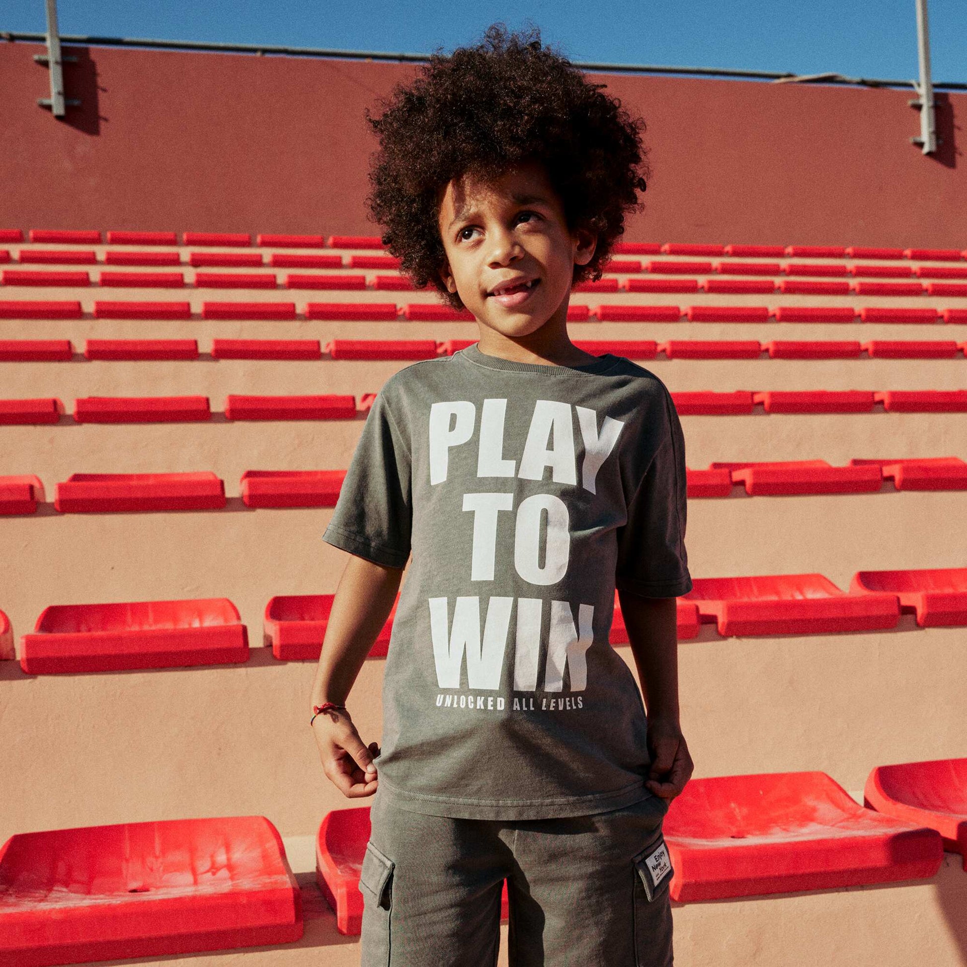 Camiseta estilo baloncesto GRIS