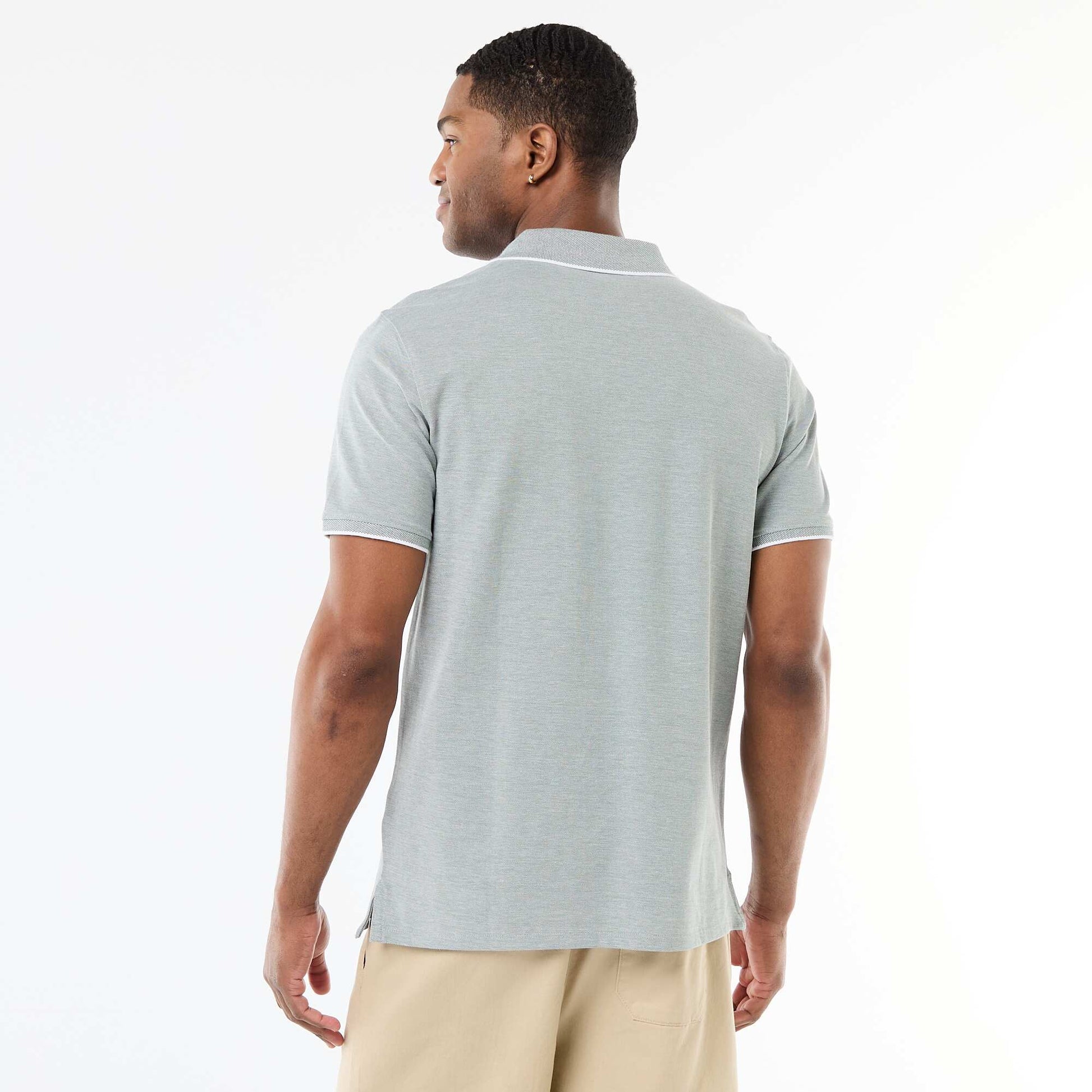 Remera con bordado en el pecho VERDE