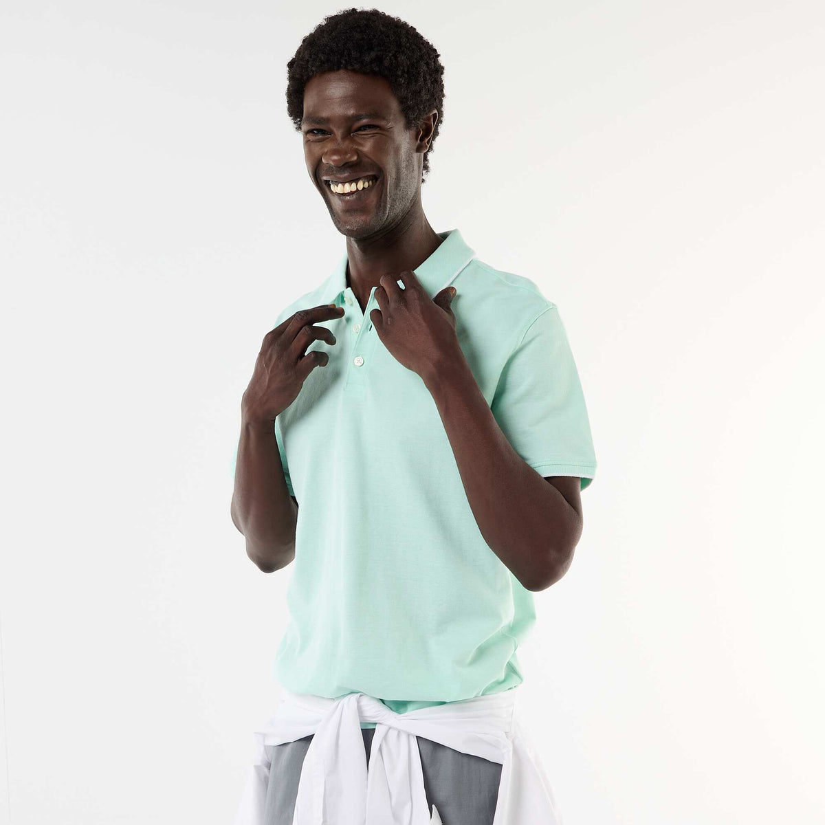 Remera con bordado en el pecho VERDE