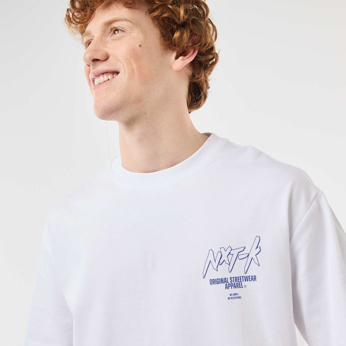 Camiseta con estampados delante y detrás en algodón liso BLANCO