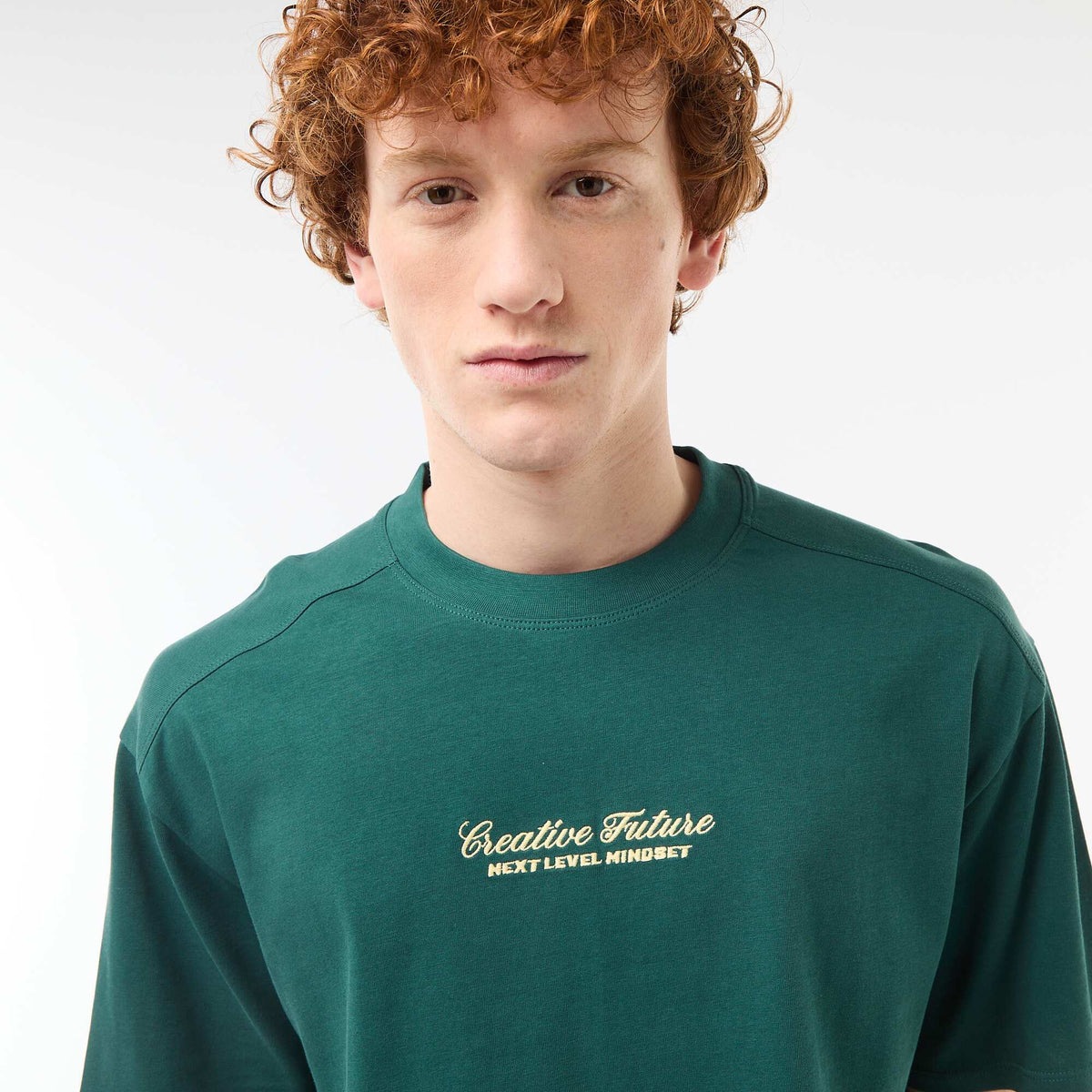 Camiseta de cuello redondo con bordado contrastante VERDE